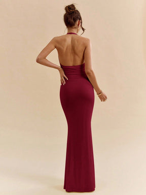 Vestido Longo Elegante com Decote