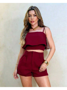 Conjunto feminina alfaiataria top cropped e short